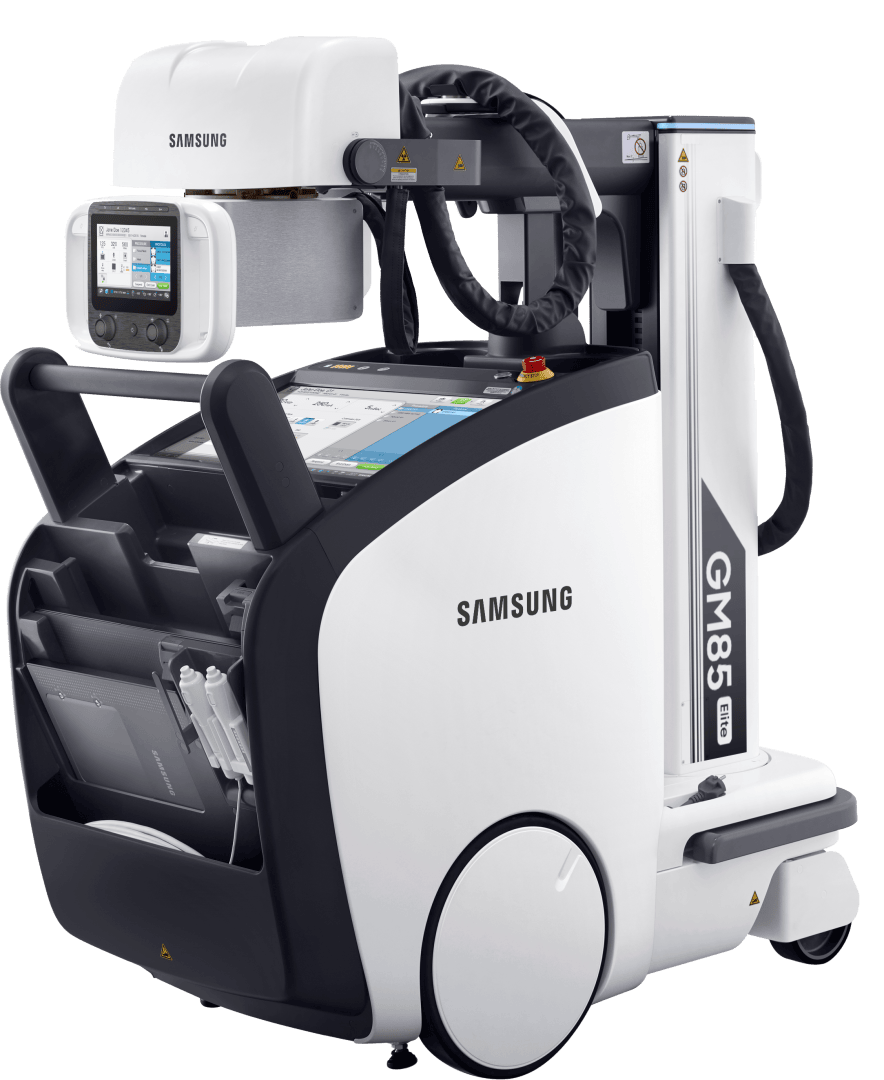 Un appareil de radiographie portable de type Samsung GM85, équipé d'un écran numérique, d'un panneau de commande, de compartiments de rangement et de grandes roues, conçu pour faciliter les déplacements au sein des établissements médicaux.